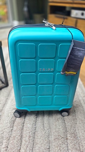 Tripp cabin aqua suitcase 4 - 8,