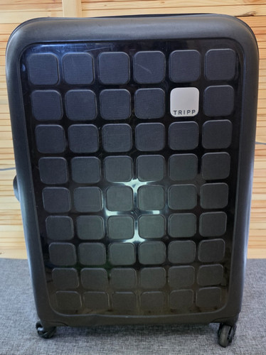 Tripp large black hard - hard, shell