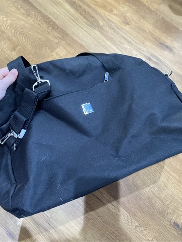 Tripp travel bag black - black, used